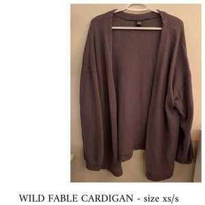 WILD FABLE GREY/PURPLE CARDIGAN // size xs/s